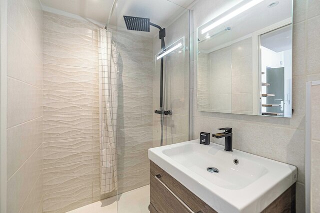 A/C Mezzanine Apt 2br/4p - Place Garibaldi