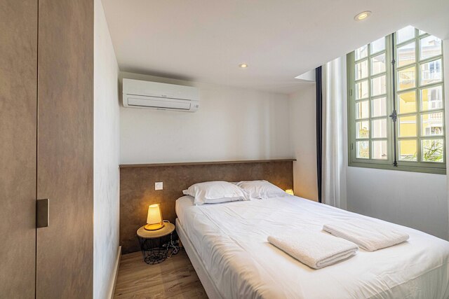 A/C Mezzanine Apt 2br/4p - Place Garibaldi