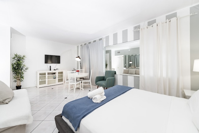 Collins Beach Apartments