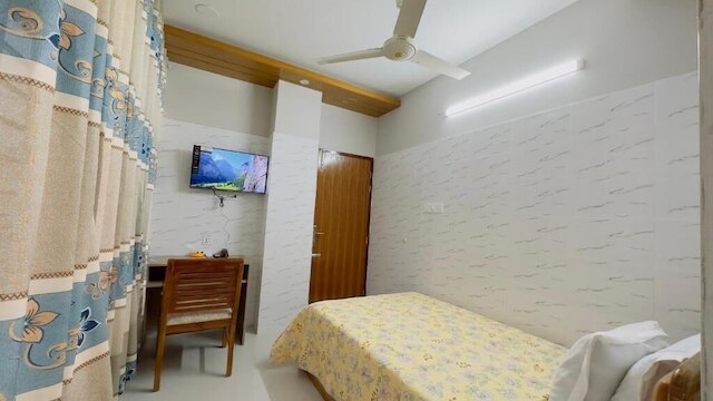 Hotel Sunrise International