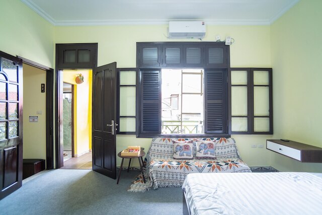 CozyPosy Premier Apartment