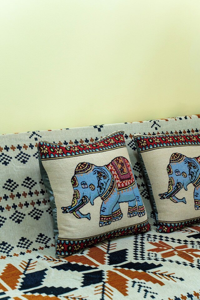 CozyPosy Premier Apartment