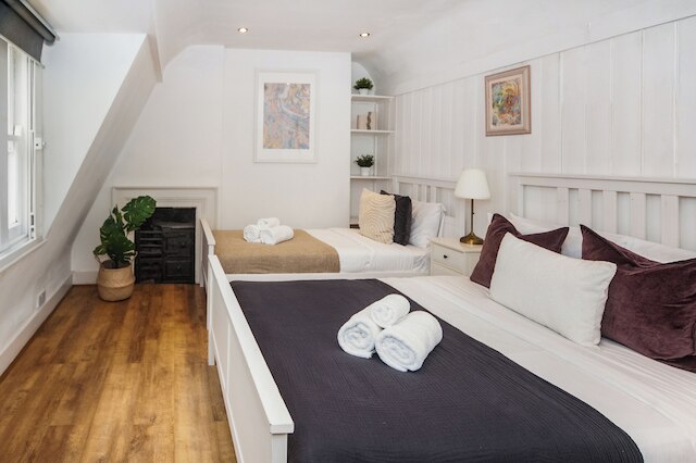 スペーシャス 3ベッドルーム 2バスルーム フラット イン セントラル ソーホー