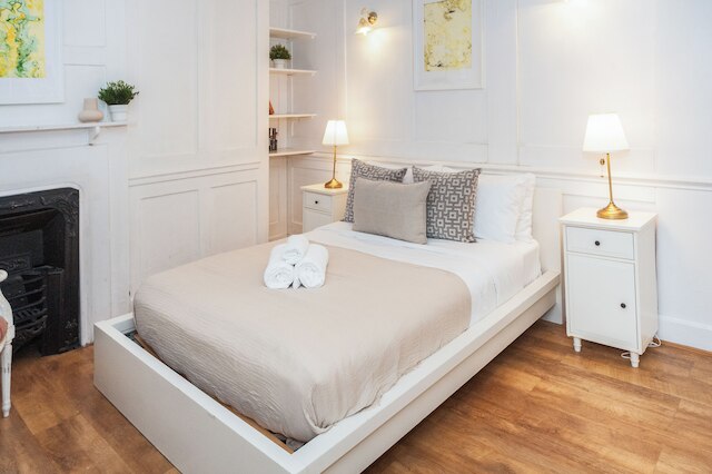 スペーシャス 3ベッドルーム 2バスルーム フラット イン セントラル ソーホー