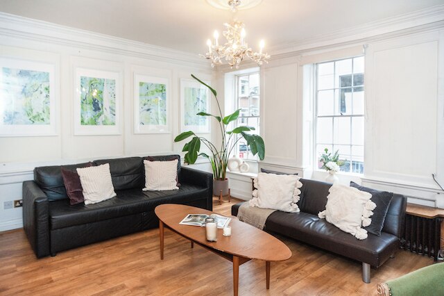 スペーシャス 3ベッドルーム 2バスルーム フラット イン セントラル ソーホー