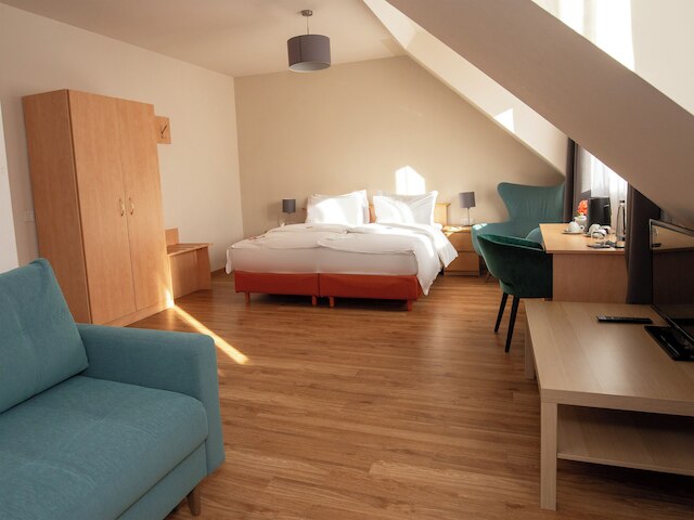 ホテル ドイチェス テアター ランドヴェーアシュトラーセ