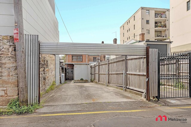 メタワイズビーエヌビー スタジオ ニア ユニ ブロードウェイ トランスポート