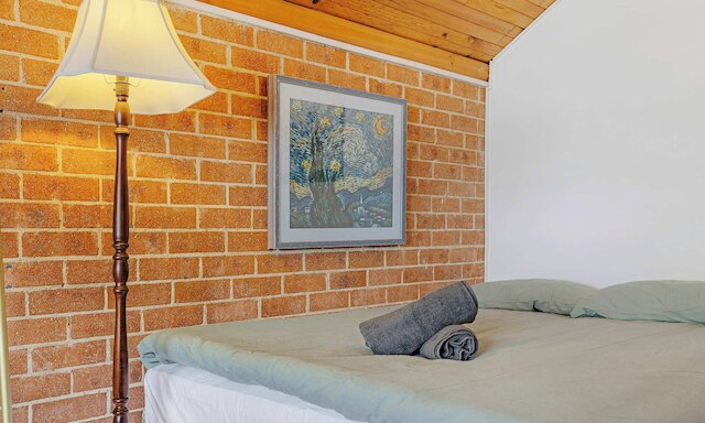 メタワイズビーエヌビー スタジオ ニア ユニ ブロードウェイ トランスポート