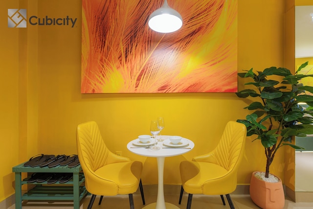 Cubicity Metro House