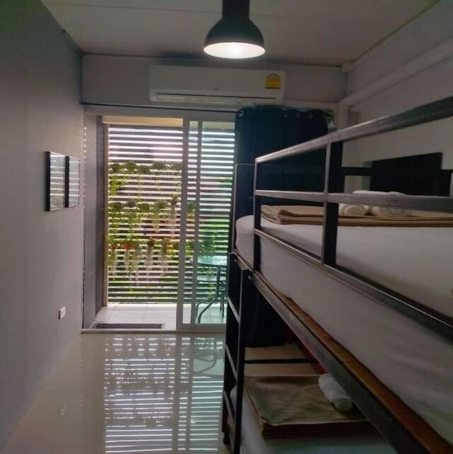 Nature Home Hostel & Cafe