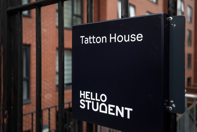 スチューデント オンリー タットン ハウス