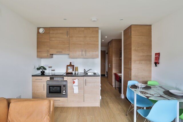 スチューデント オンリー タットン ハウス