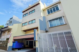 Hotel O Makassar near Pantai Losari formerly Hotel Tiara Sari