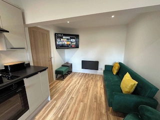 6 ゲスト / フリー パーキング / オールド トラフォード / 20ミン シティ