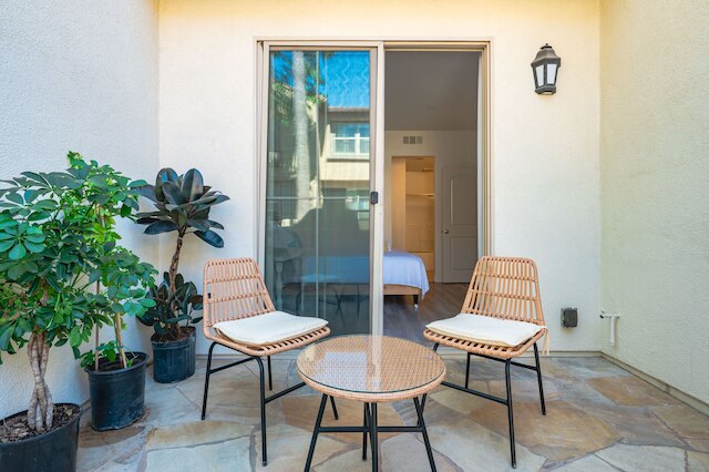 プライベートエントリー スイート ウィズ パティオ バス キチネット