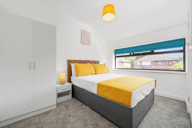 52 ファーニバル ロード マンチェスター