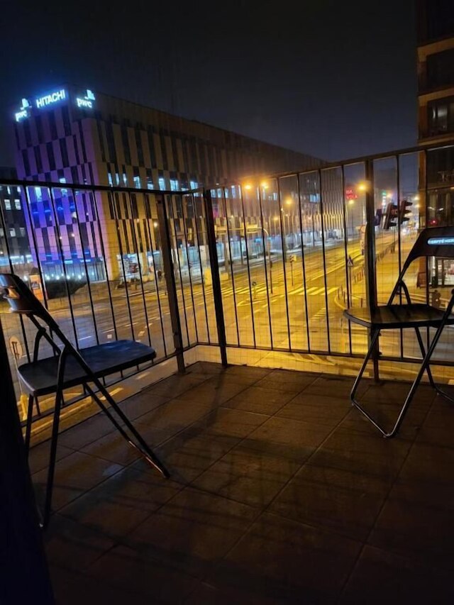 アンバー ホステル スラク