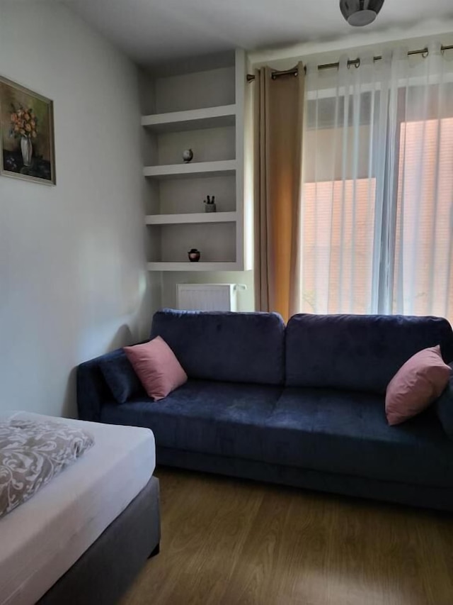 アンバー ホステル スラク