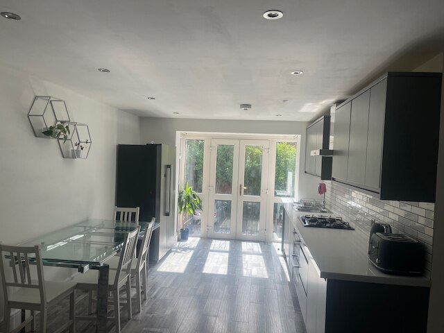 アッシュボーン リトリート イン マンチェスター