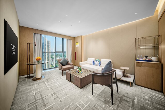 voco Chengdu Jiuyanqiao by IHG