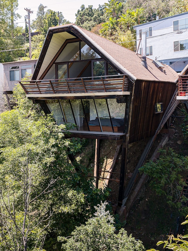 Iconic Gesner Boat House w View of Hollywood Sign