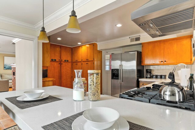 ポイント ロマ ホーム ウィズ プッティンググリーン, ファイアピット + ゲームルーム & ビーチアクセス ゾラ ストリート バイ アヴァントステイ