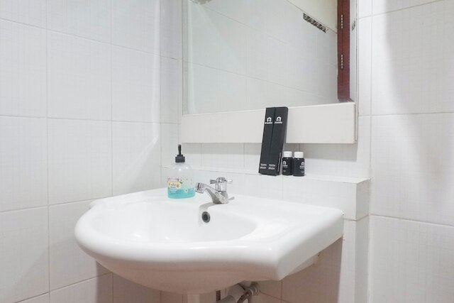 Best Price Studio Near Petra University At High Point Serviced Apartment