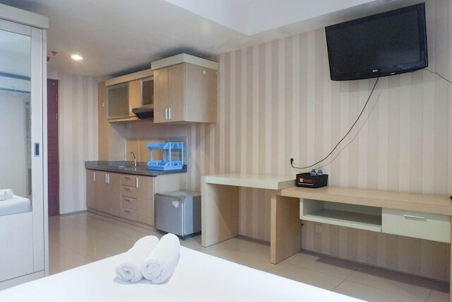Best Price Studio Near Petra University At High Point Serviced Apartment