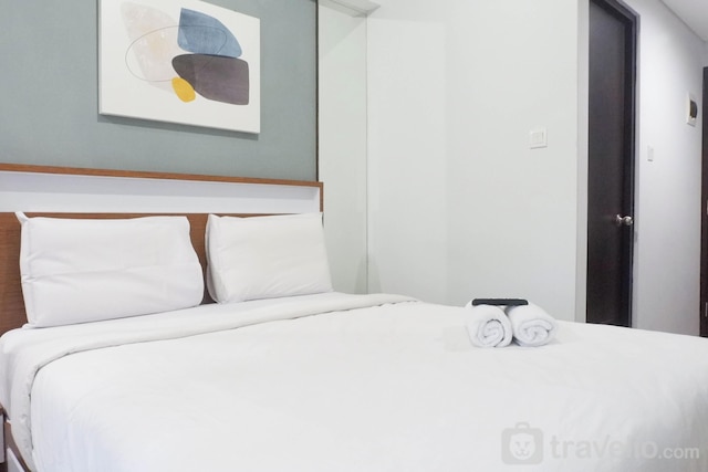 Scenic Modern Studio Room At Tamansari Papilio Apartment