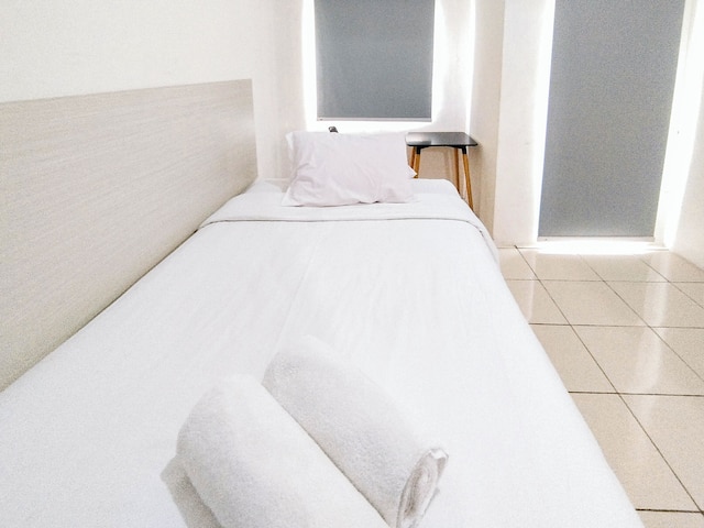 Minimalist 1Br Without Living Room At Pavilion Permata Apartment