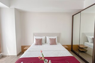 Ivory Nest 2Br At Grand Sungkono Lagoon Apartment