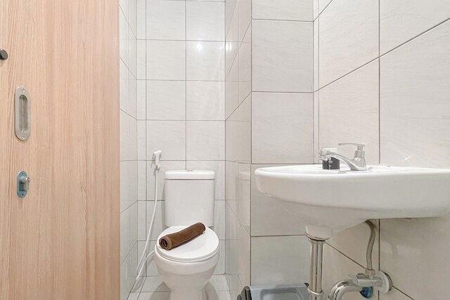 Studio (No Kitchen) Apartment At Bandaraya - Tallasa City Makassar Near Unhas