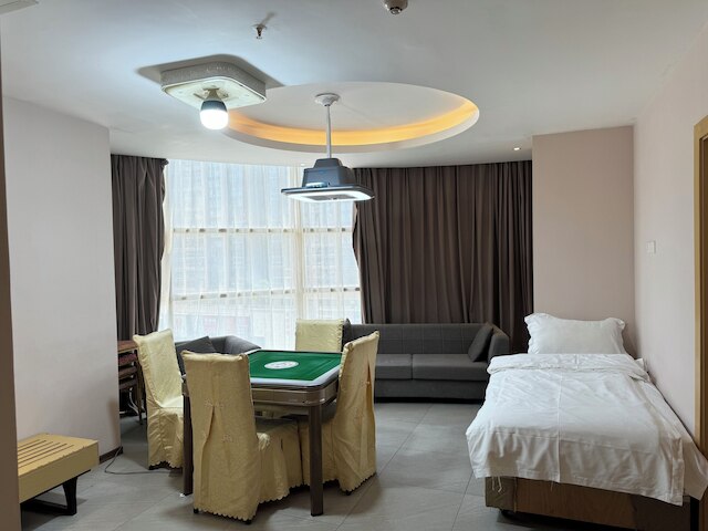 Lavande Hotel Shenzhen Bao'an The East