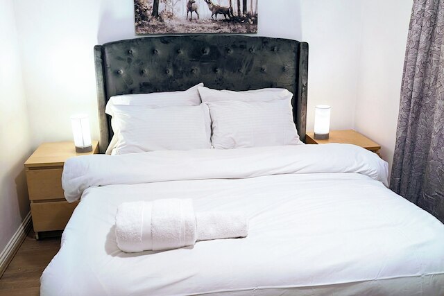 2ベッド - スリープス 4 - フリー パーキング - 5 ミン トゥ センター