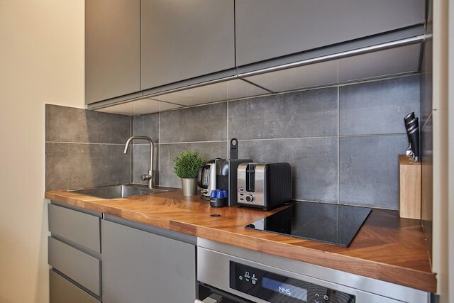 アパートメント イン ザ センター オブ パリ / モンマルトル