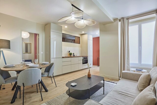 アパートメント イン ザ センター オブ パリ/モンマルトル