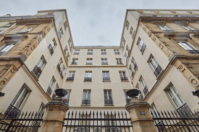 アパートメント イン ザ センター オブ パリ/モンマルトル