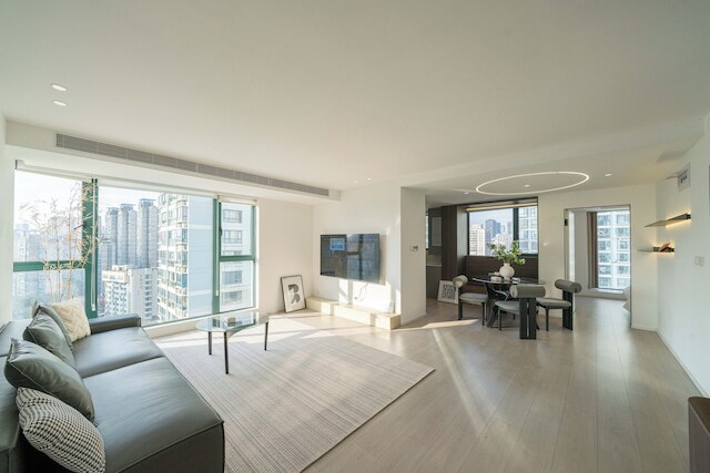 Book and Bed-Lujiabang