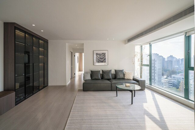 Book and Bed-Lujiabang