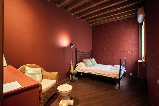 Book and Bed-Jingan Temple