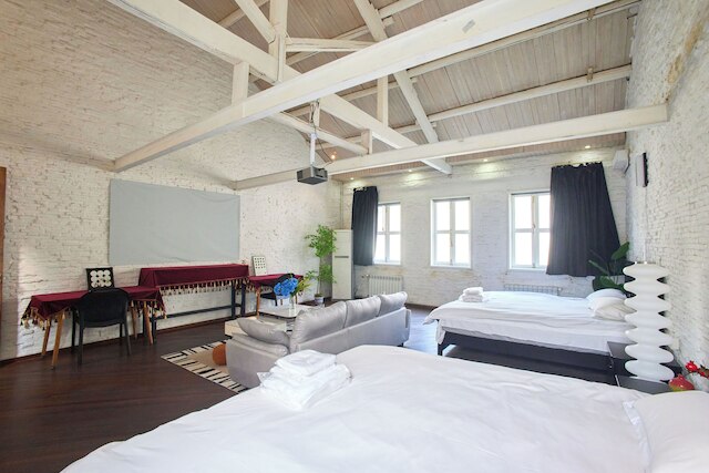 Book and Bed-Jingan Temple