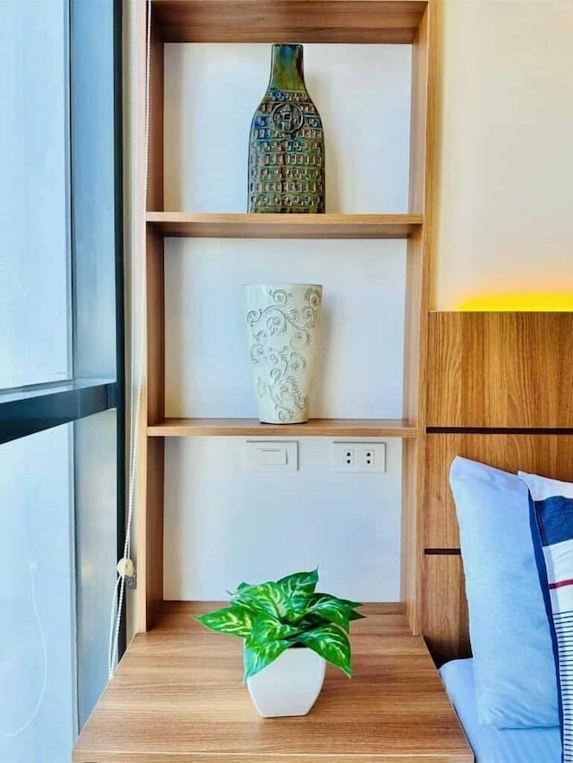 1br condo at mactan near the baech