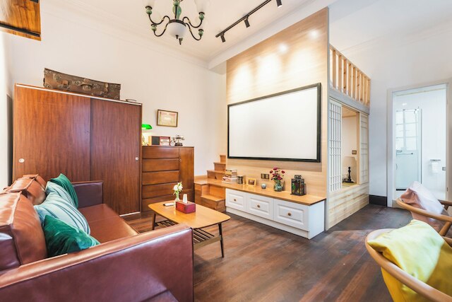 Shanghai Hills & Gefii Space Dinosaur