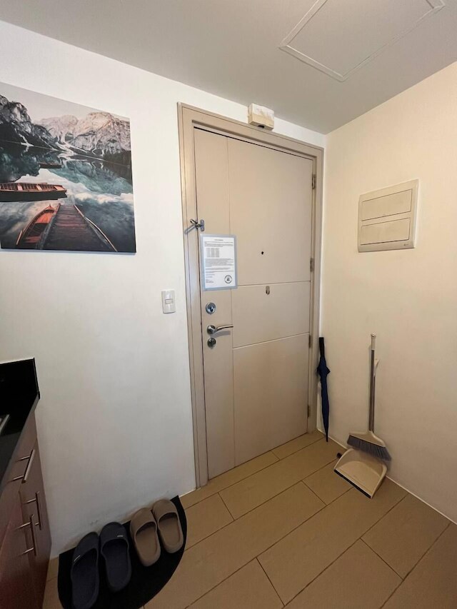 Marvinn's by LVH - 150 Newport Boulevard