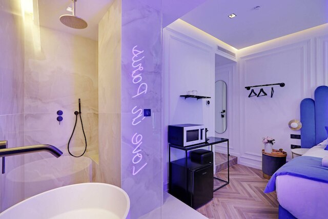 スイート ウィズ エアコンディショナー アンド ジャグジー ボーボーグ ル マレ