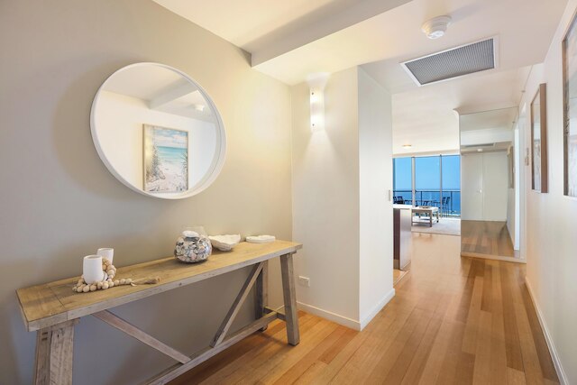 スカイ ラックス エスケープ - 33rd フロア