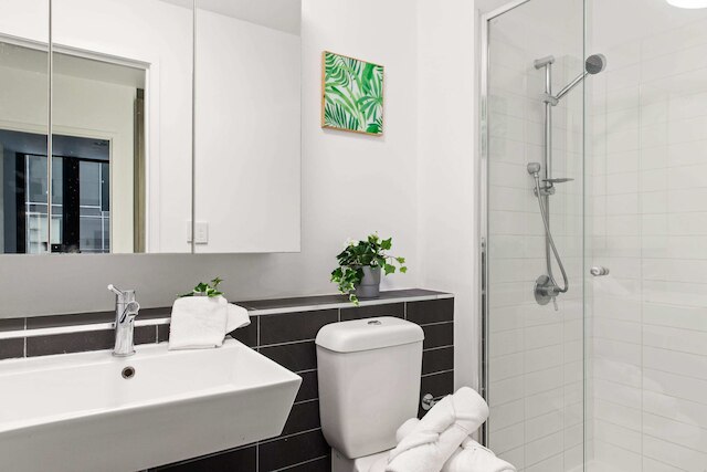 A Cozy 2BR Apt Next to Southern Cross Free Parking