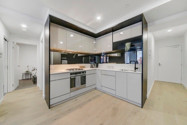 A Comfy 2BR Apt, 5-min Walk To Melbourne Central