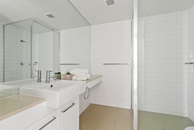 ア 2ベッドルーム アパートメント ウィズ アメイジング ハーバービューズ, フリー パーキング