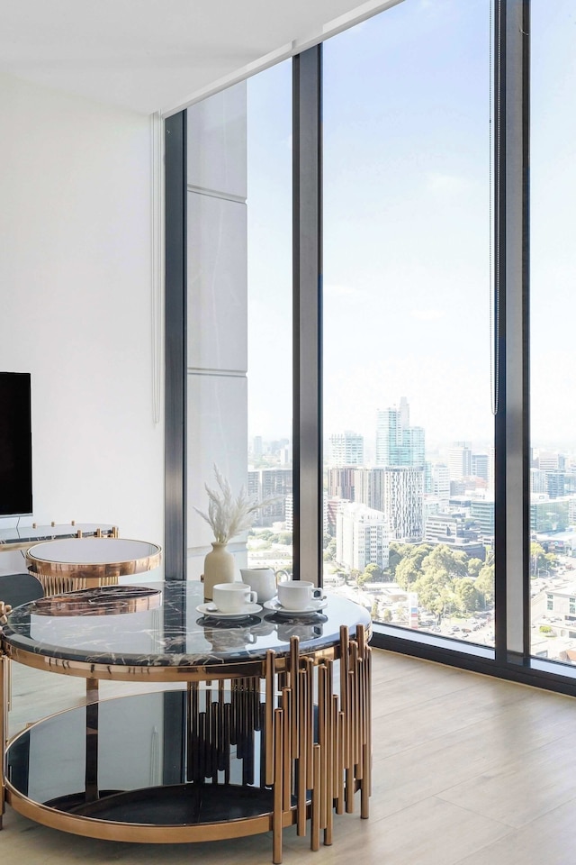 ア コージー 2ベッドルーム アパートメント ウィズ パノラミックビューズ, フリー パーキング